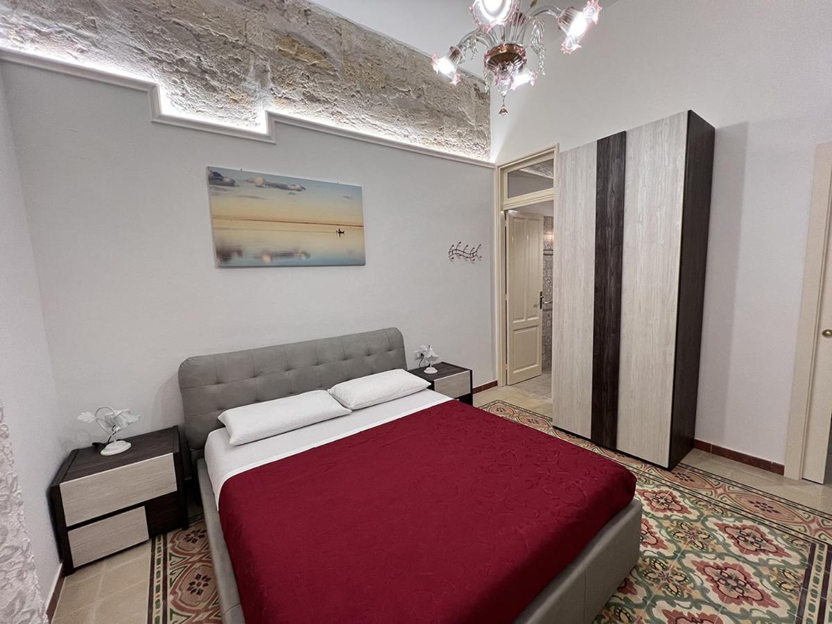 Osorio 74 Apartments Trapani Exteriör bild